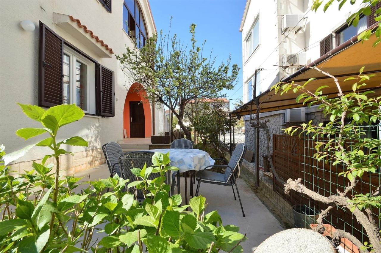فندق House Rahela مالي لوشينغْ المظهر الخارجي الصورة
